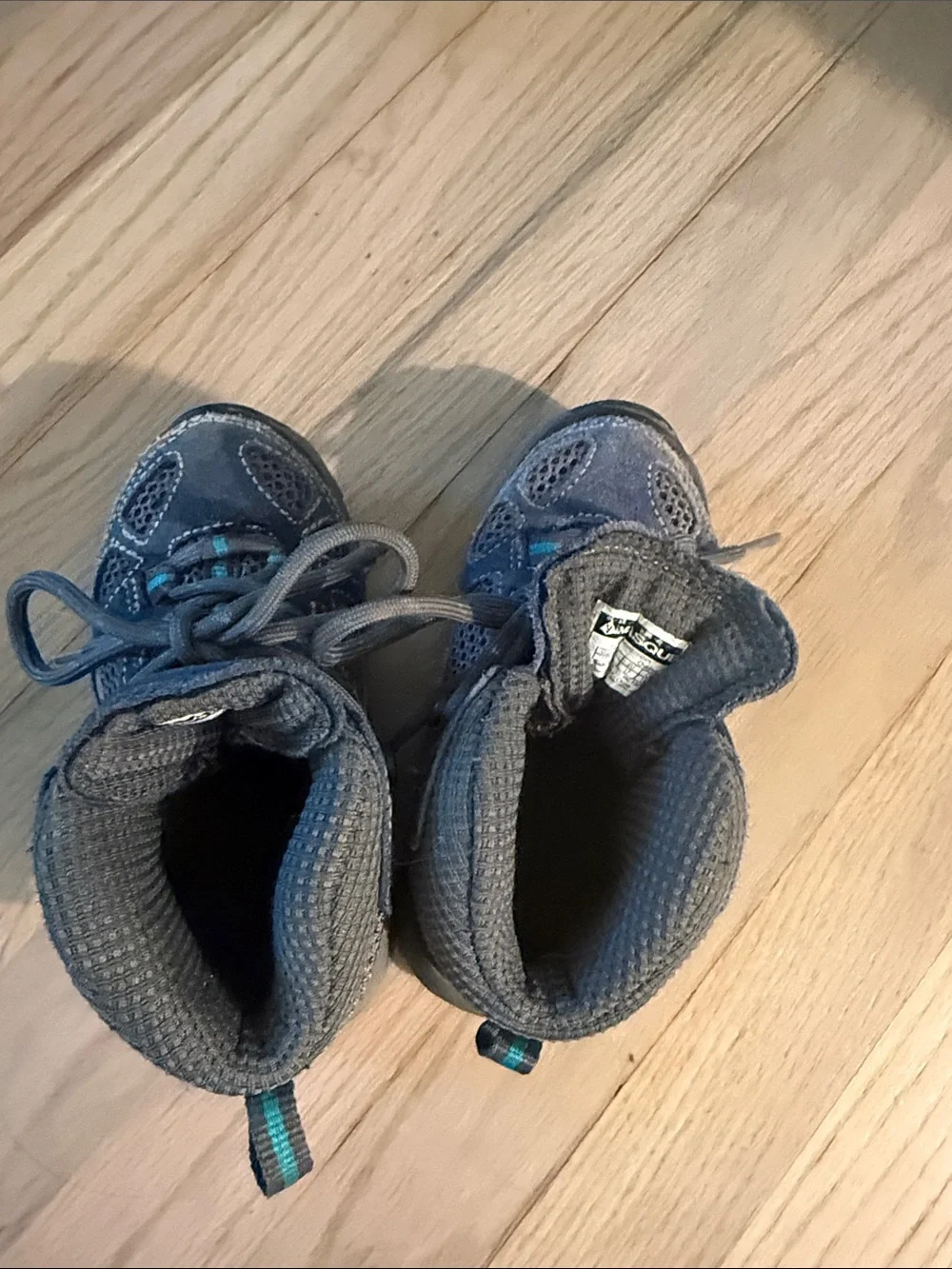 Vasque Kids Grey and Blue Hiking Boots size 10